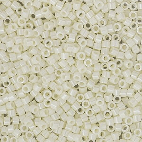 Miyuki delica beads 11/0 - Light butter cream ceylon - DB-2402